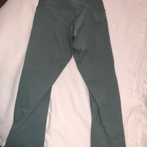 Lululemon Wunder Under Crop